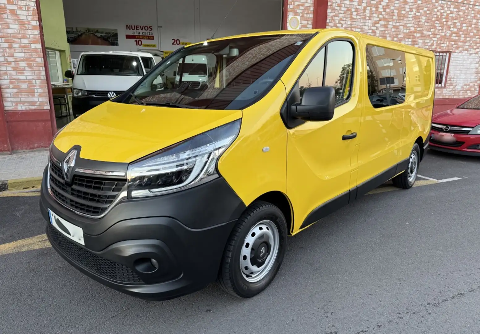 Renault Trafic Combi Mixto 5/6 1.6dCi N1 L 70kW Amarillo - 1