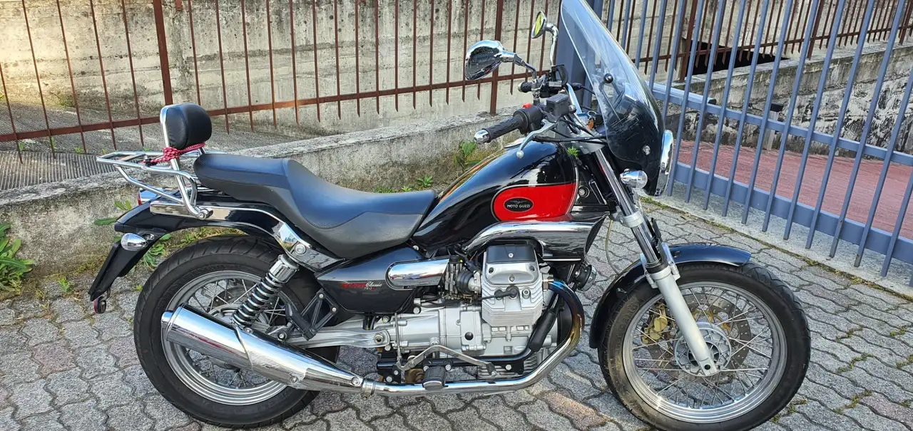 Moto Guzzi Nevada
