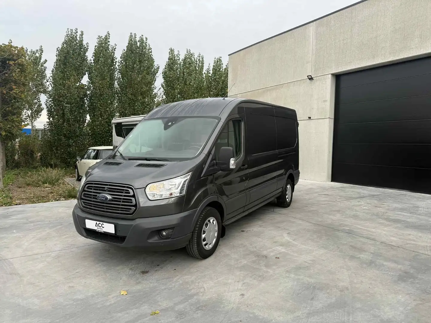 Ford Transit Bus Grijs - 1