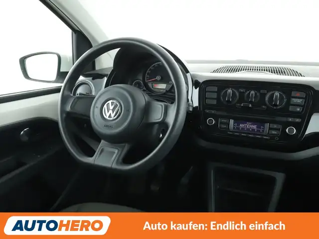 Volkswagen up! view 13
