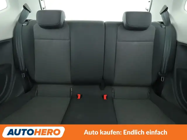 Volkswagen up! view 15