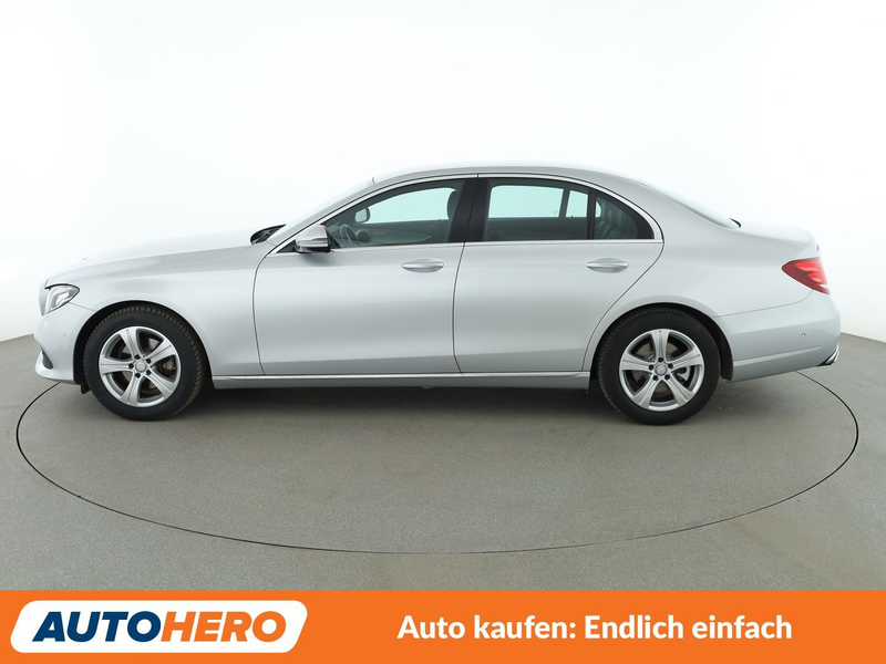 Mercedes-Benz E 200 E 200 Avantgarde Aut.*NAVI*LED*CAM*PDC*SHZ* — photo 3