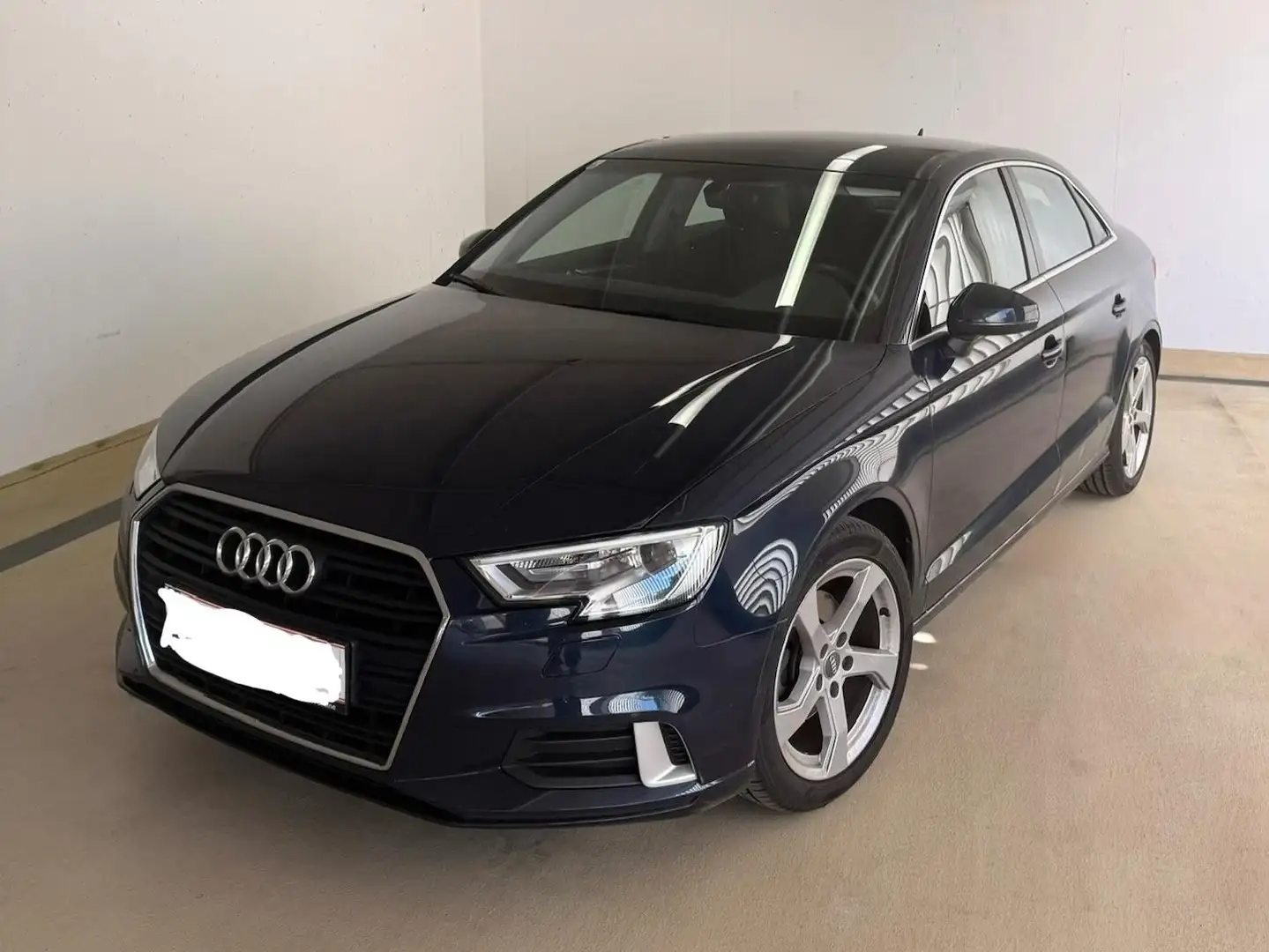 Audi A3 A3 Limousine 30 TFSI sport line Blau - 1