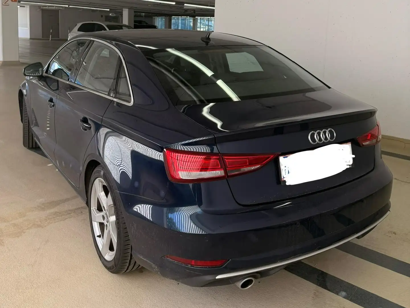 Audi A3 A3 Limousine 30 TFSI sport line Blau - 2