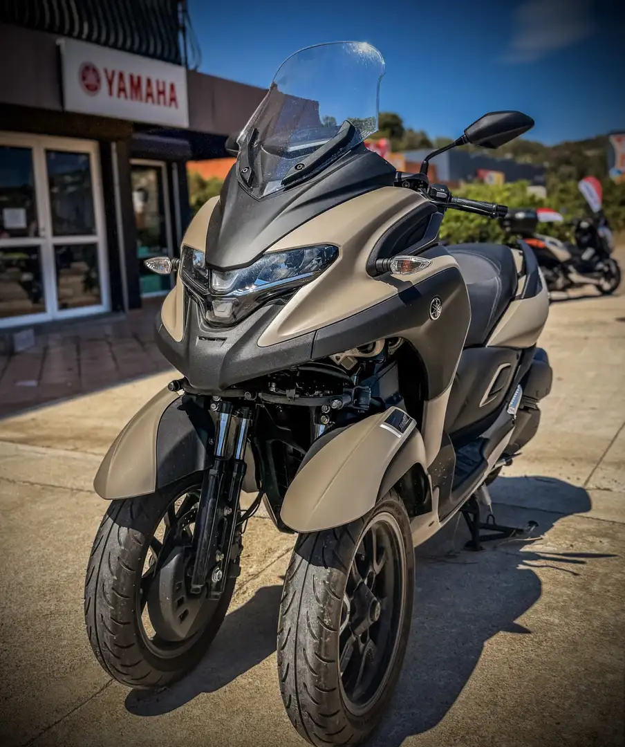 Yamaha TriCity Beige - 1