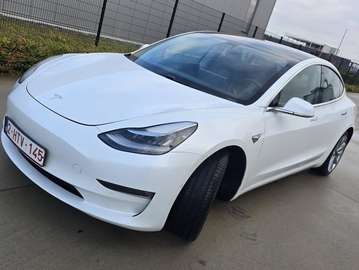 Model 3 75 kWh Long-Range Dual Motor