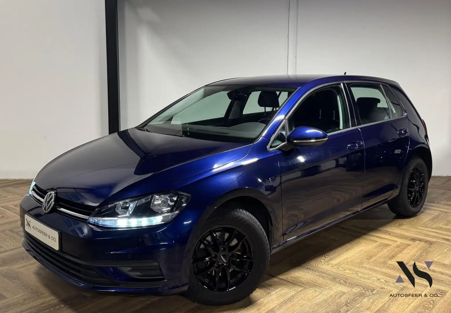 Volkswagen Golf 1.0 TSI Trendline CAM ACC Bleu - 1
