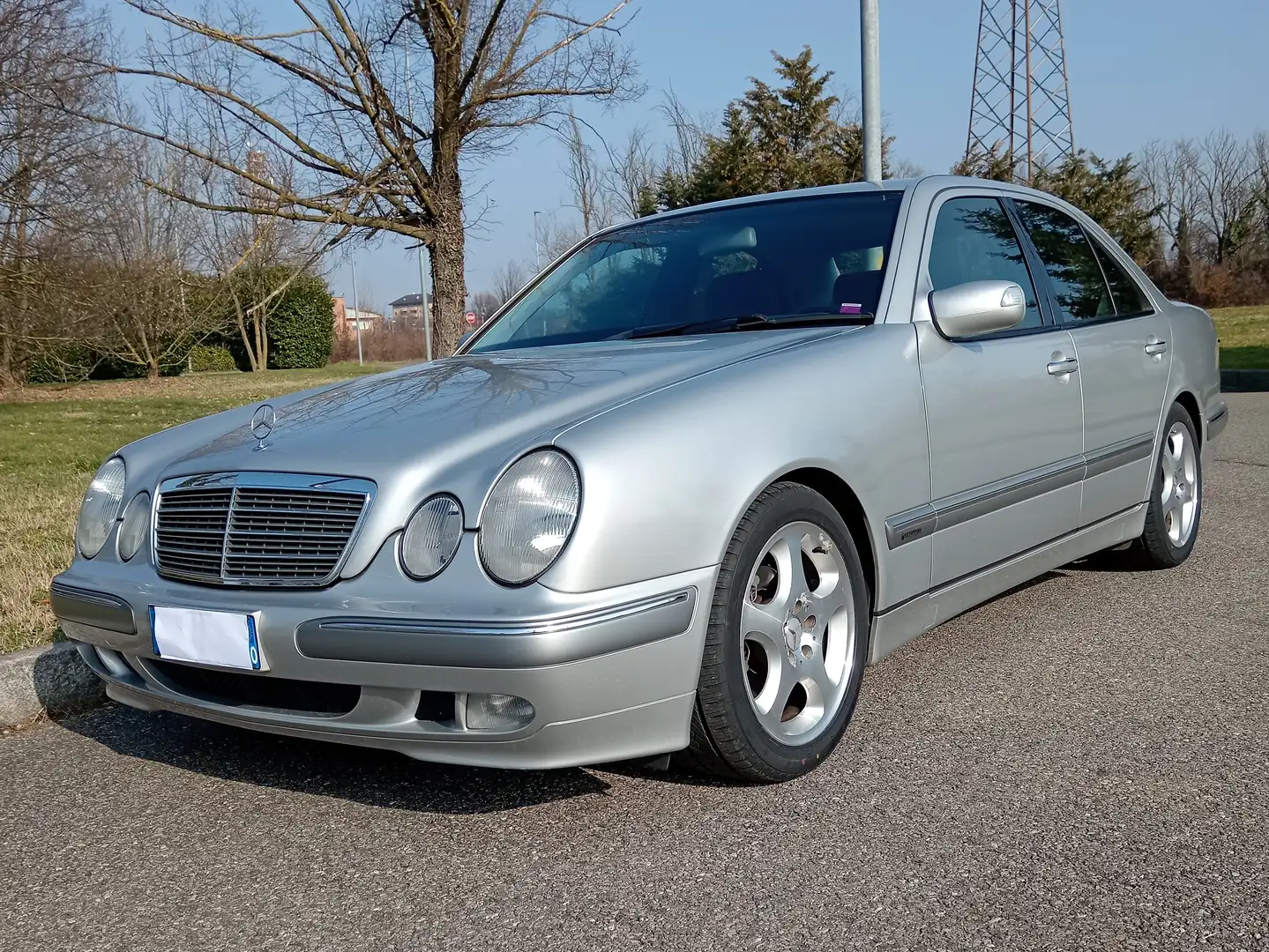 Mercedes-Benz E 200 E 200 k evo Avantgarde Comand Ezüst - 1