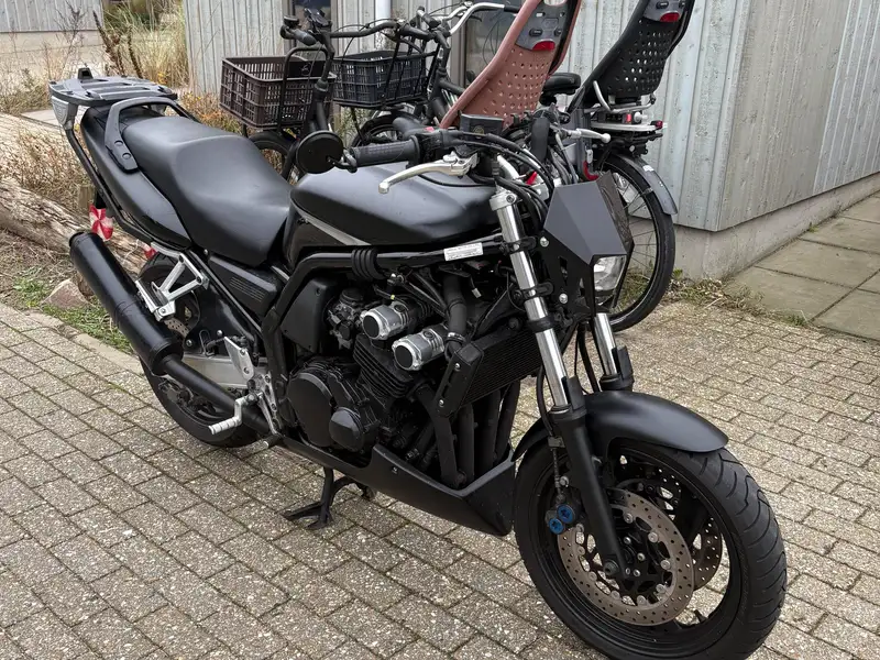 Yamaha Fazer 600