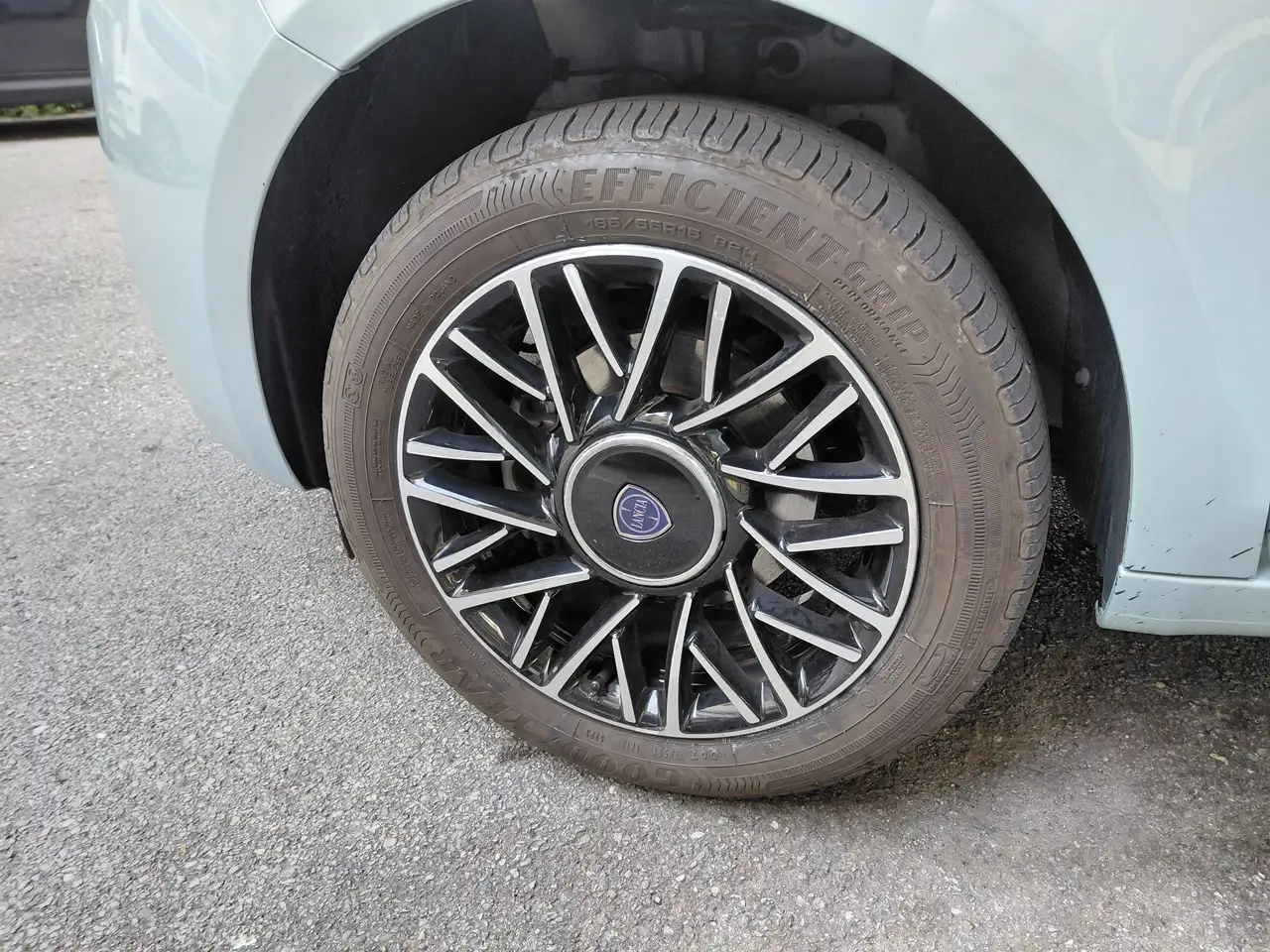 Lancia Ypsilon 2024