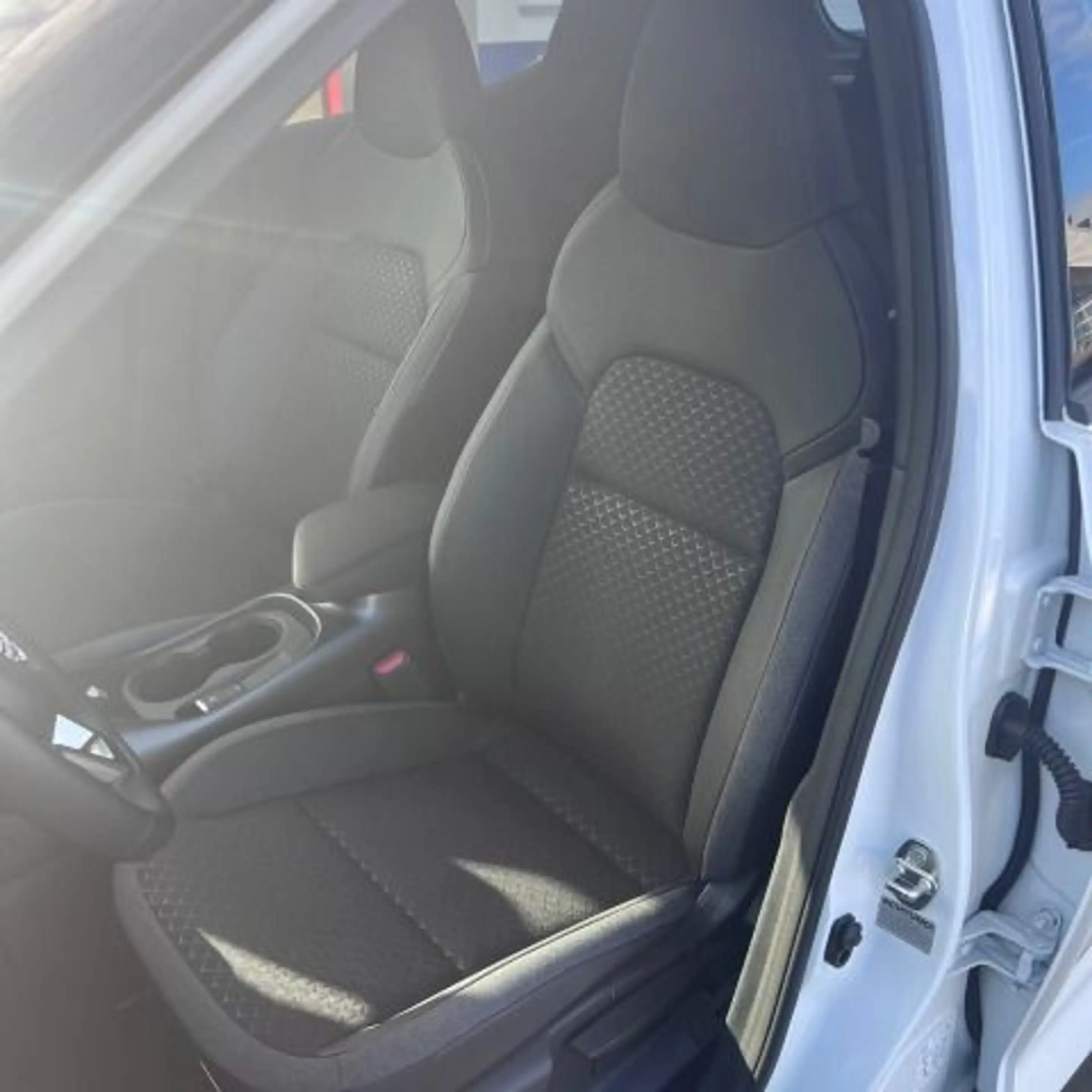Nissan Juke 1.0 DIG-T N-Connecta — photo 11
