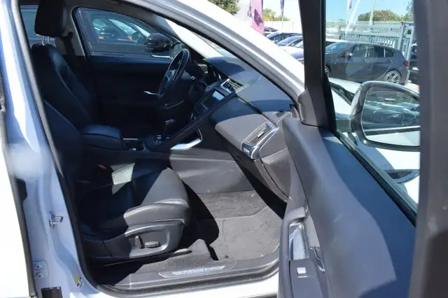 Jaguar E-Pace view 5