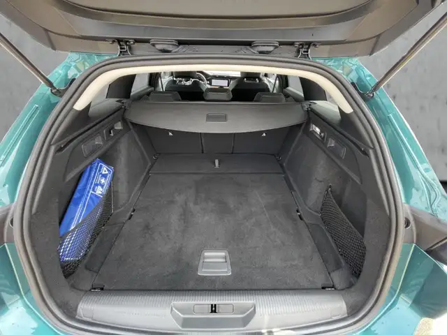 Peugeot 308 SW view 7