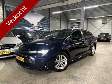 1.8 Hybrid Style | Toyota Corolla | All-season |