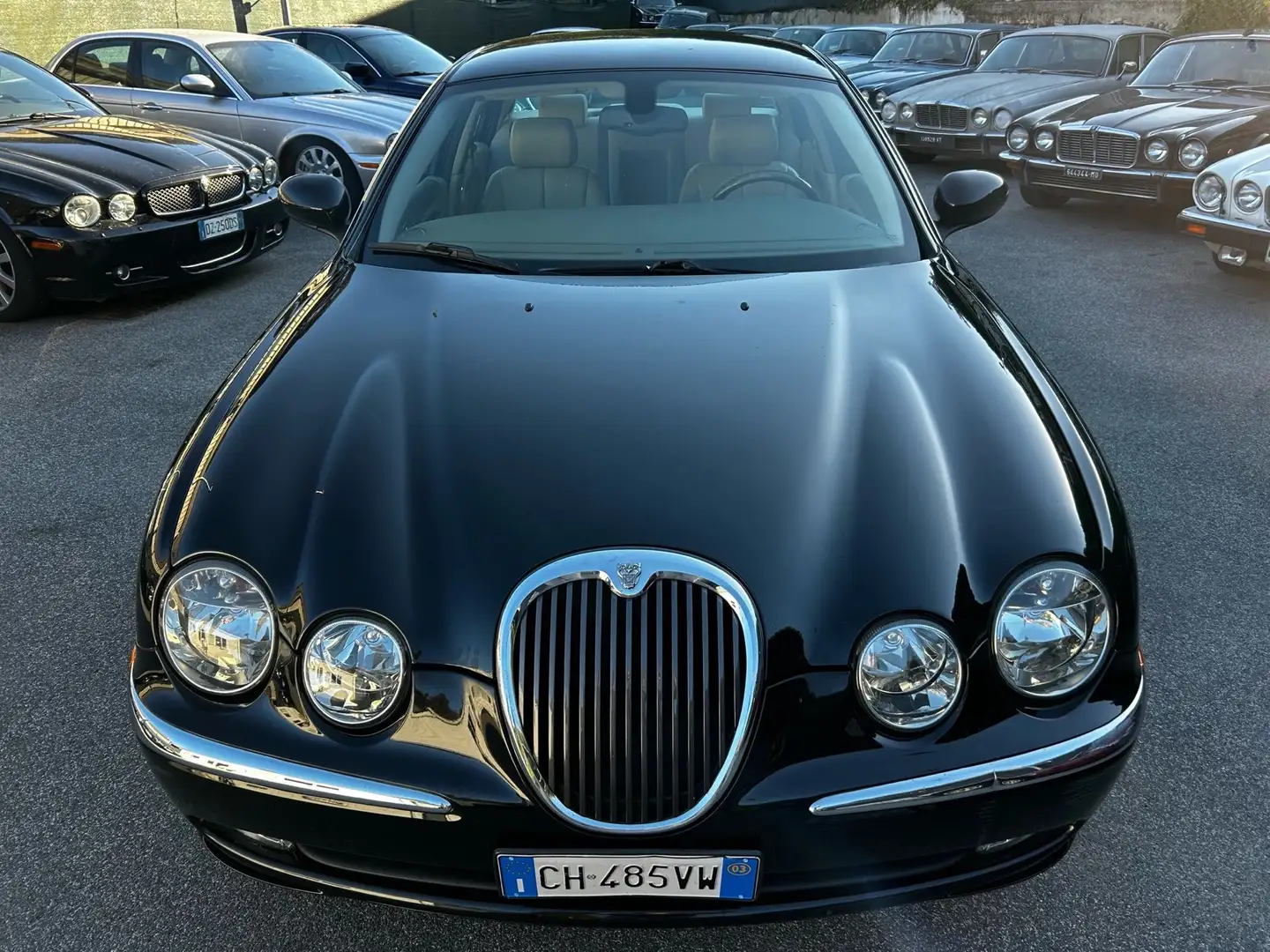Jaguar S-Type 2.5 V6 Executive auto Černá - 1