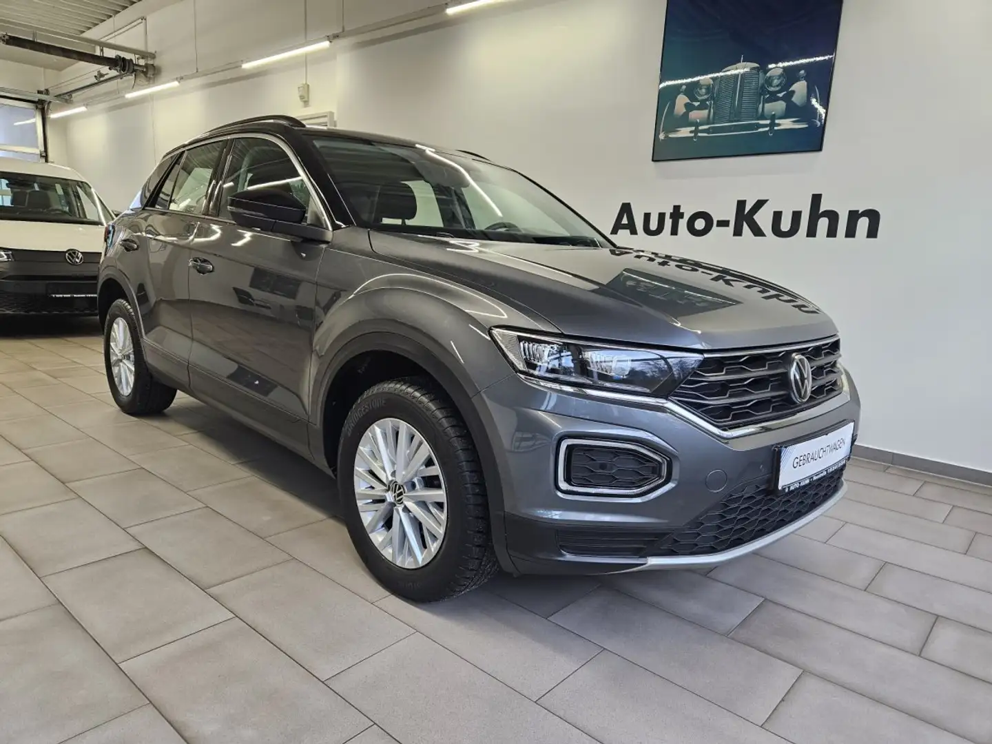Volkswagen T-Roc Style 1,5 TSI 110KW DSG AHK,Nav,LED,ACC, Grau - 1