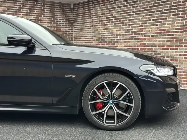 BMW M view 8