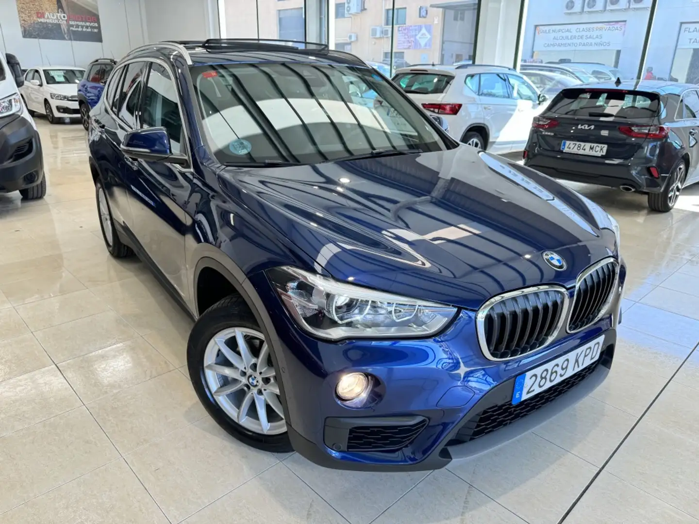 BMW X1 sDrive 16d Business Azul - 2
