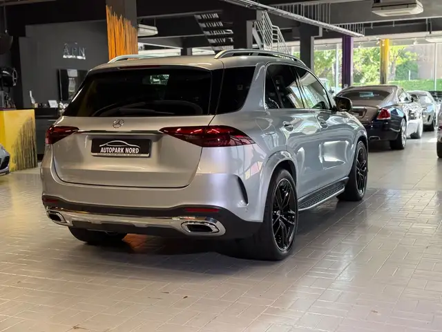 Mercedes-Benz Gle view 6