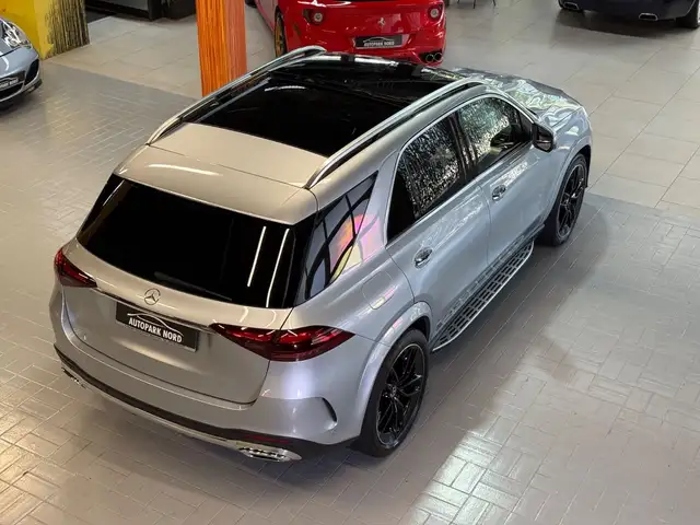 Mercedes-Benz Gle view 10