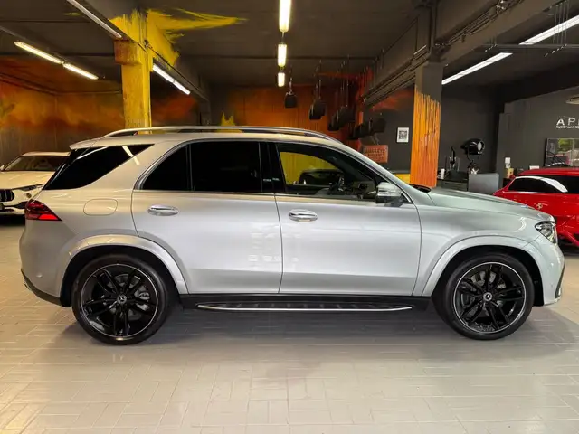 Mercedes-Benz Gle view 7