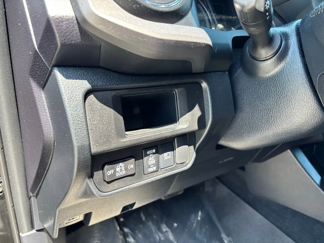 Toyota Tacoma снимка Toyota Tacoma