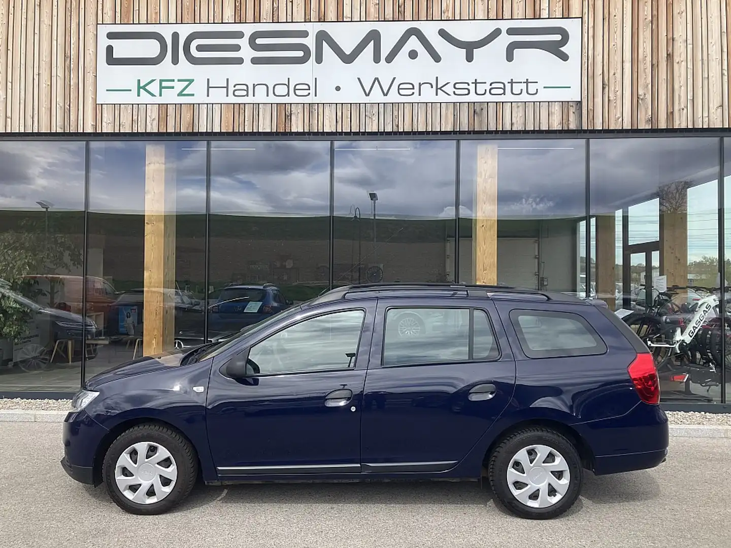 Dacia Logan MCV Ambiance SCe 75 Bleu - 2