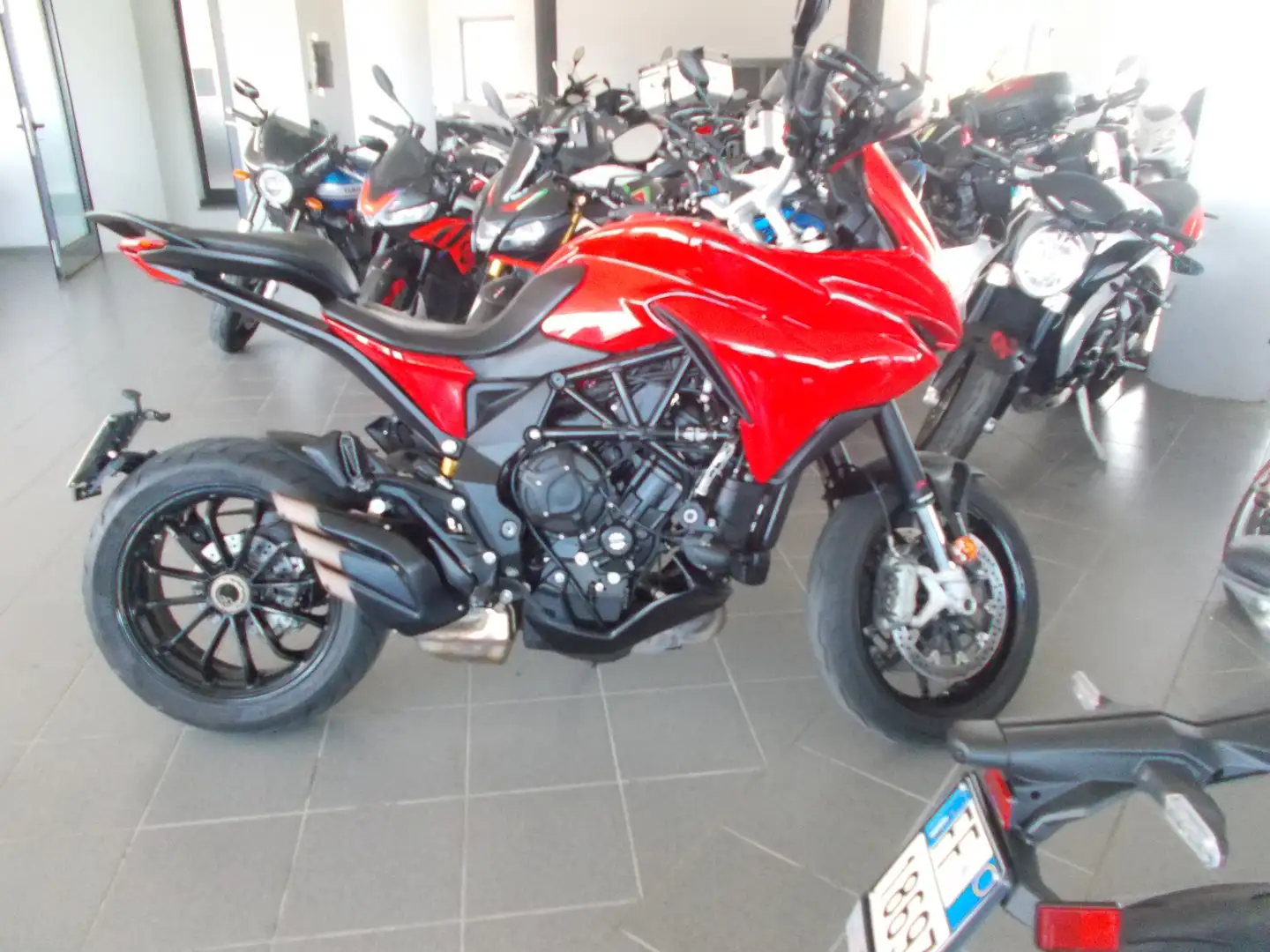 MV Agusta Turismo Veloce 800 ROSSO Rosso - 1