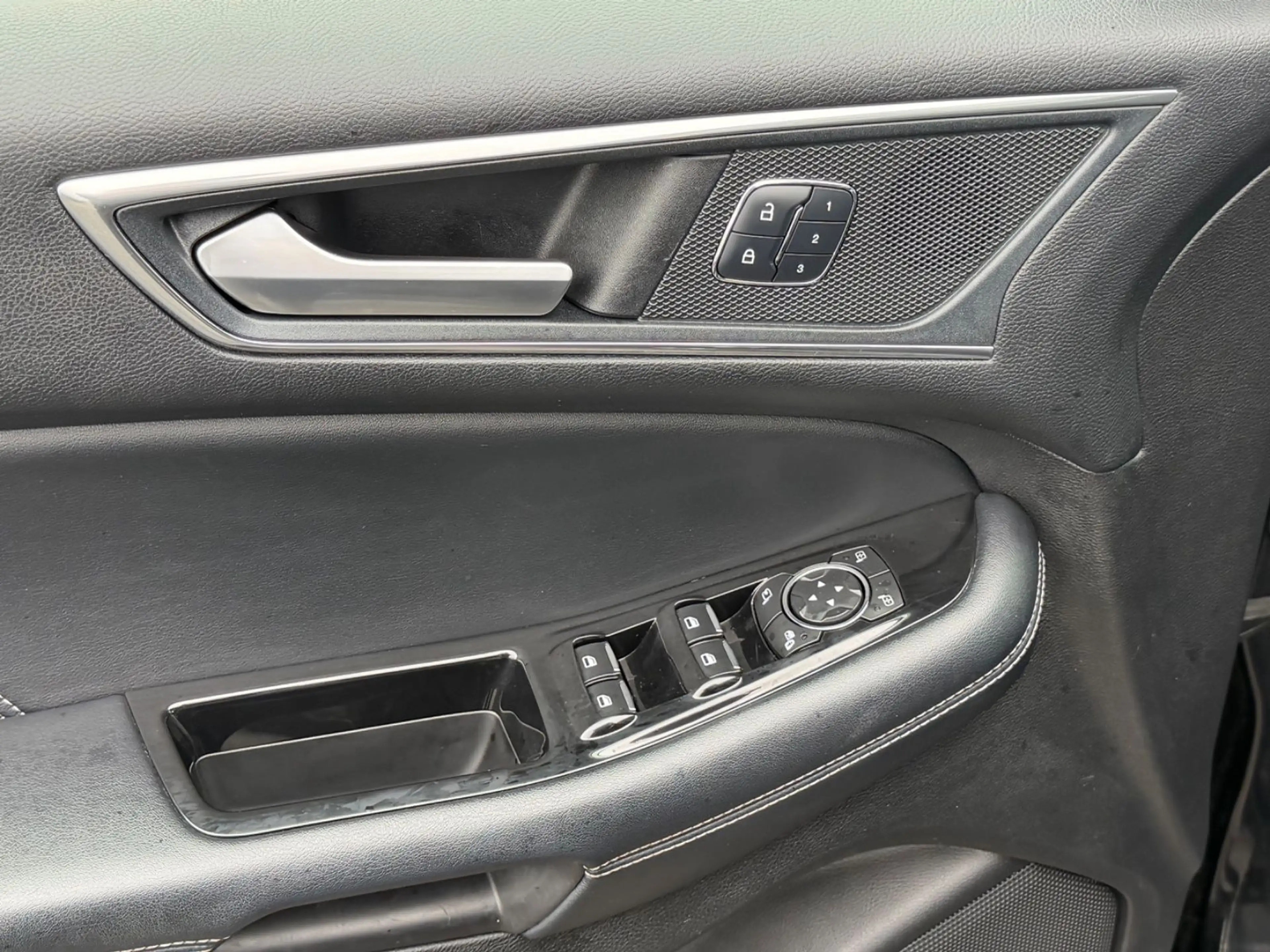 Ford Edge ST-Line 4x4/NAVI/EURO 6 — photo 15