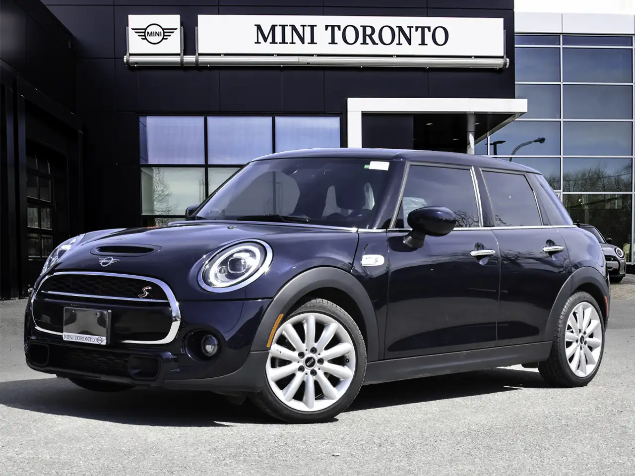 2021 MINI 5 Door