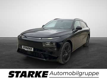 AWD Performance MY25 Black Edition mit Premiump...