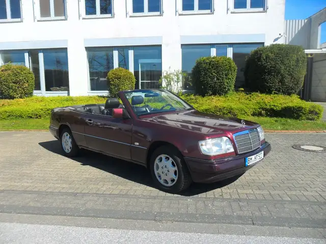 Mercedes-Benz E 220 Cabrio Automatik*Klima*Leder*Alu*