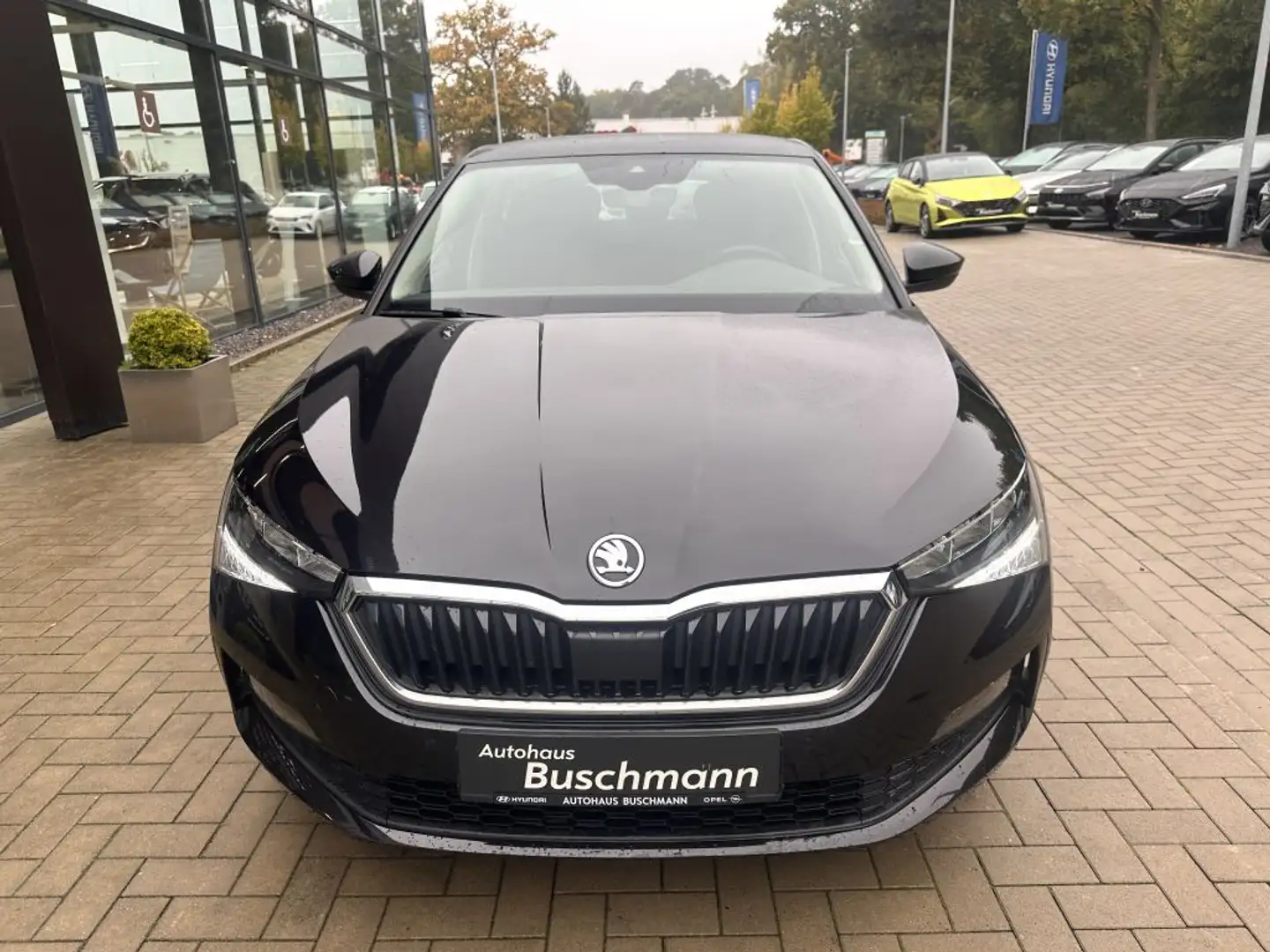 Skoda Scala 1.0 TSI Clever Noir - 2