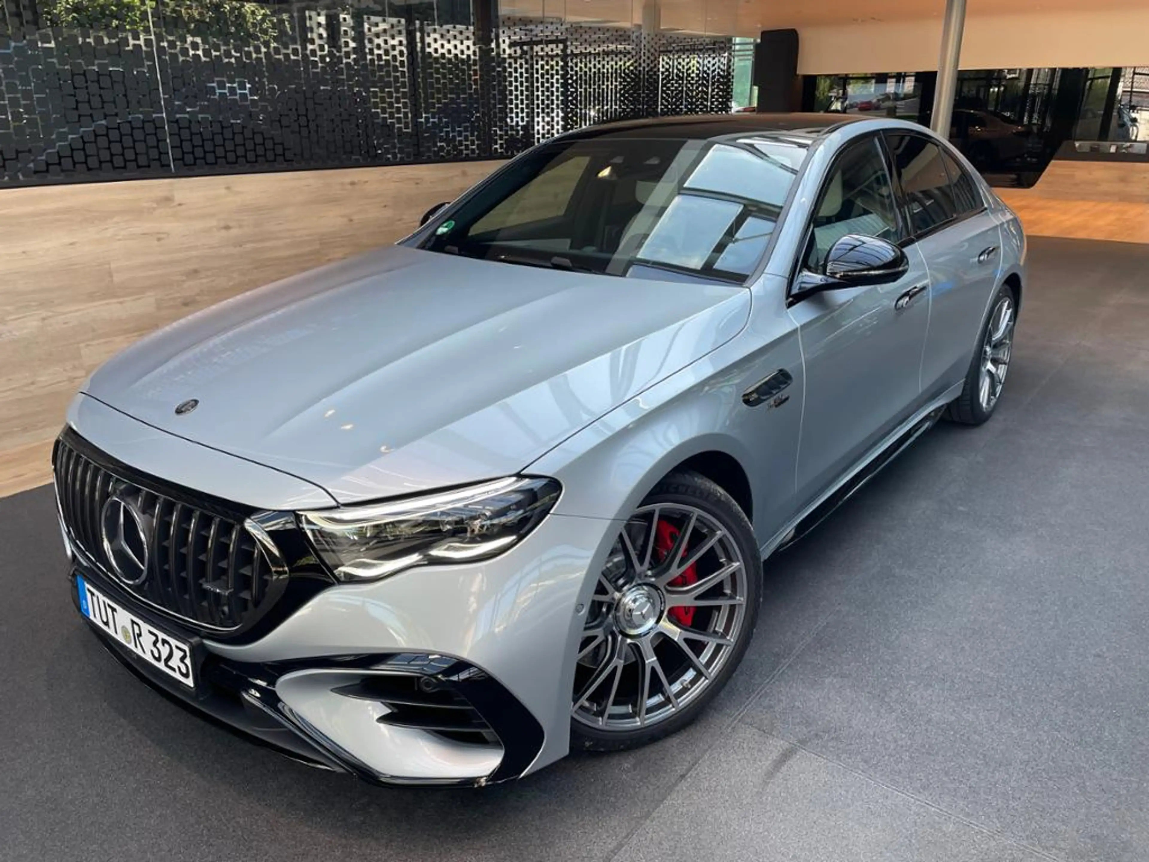 Mercedes-Benz E 53 AMG AMG E 53 HYBRID 4M+ AHK+PANO+21"+NIGHT2+SUPERSCREE — photo 2