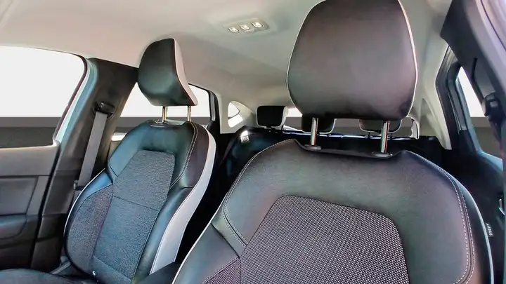 Renault Captur 2022, foto 21