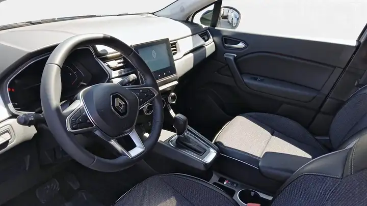 Renault Captur 2022, foto 17