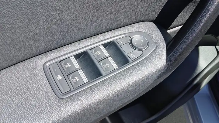 Renault Captur 2022, foto 20