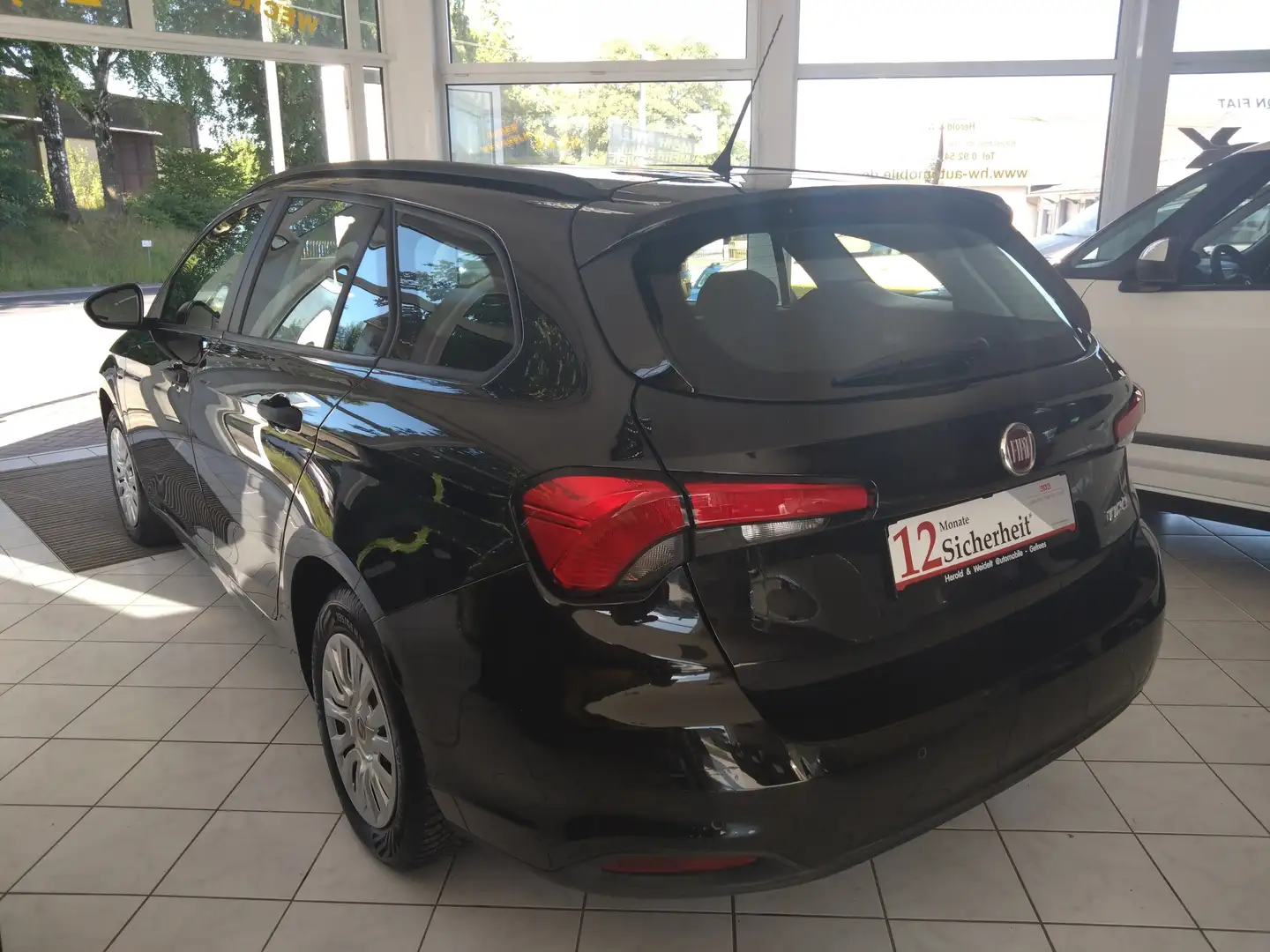 Fiat Tipo Kombi 1.4 Pop Tempomat Parkpilot Schwarz - 2