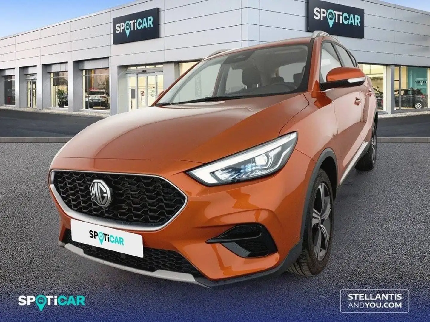 MG ZS 1.5 Comfort Orange - 1