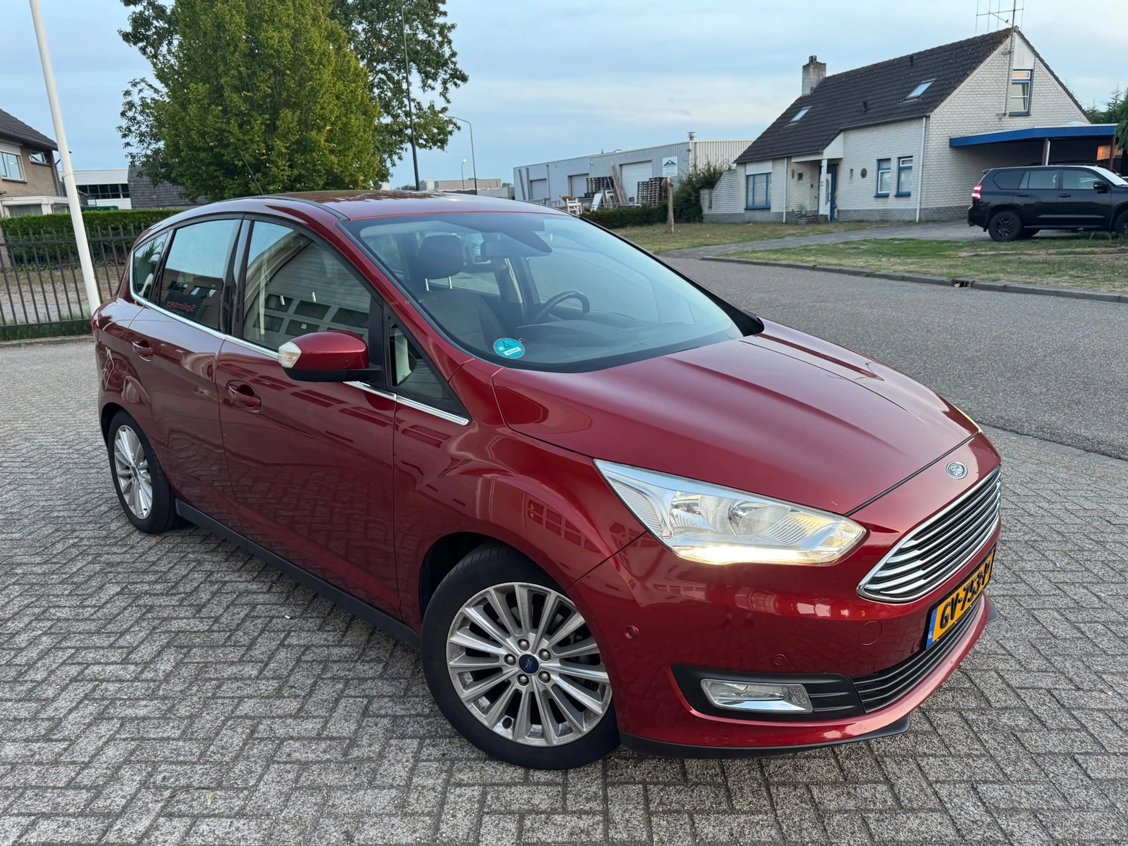 Ford C-Max 1.0 Titanium Clima,Cruise control,Pdc,Led — photo 7