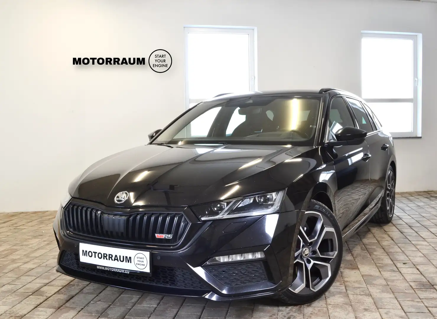 Skoda Octavia **VERKAUFT** Octavia 2,0 TDI 4x4 RS DSG / Head up Schwarz - 1