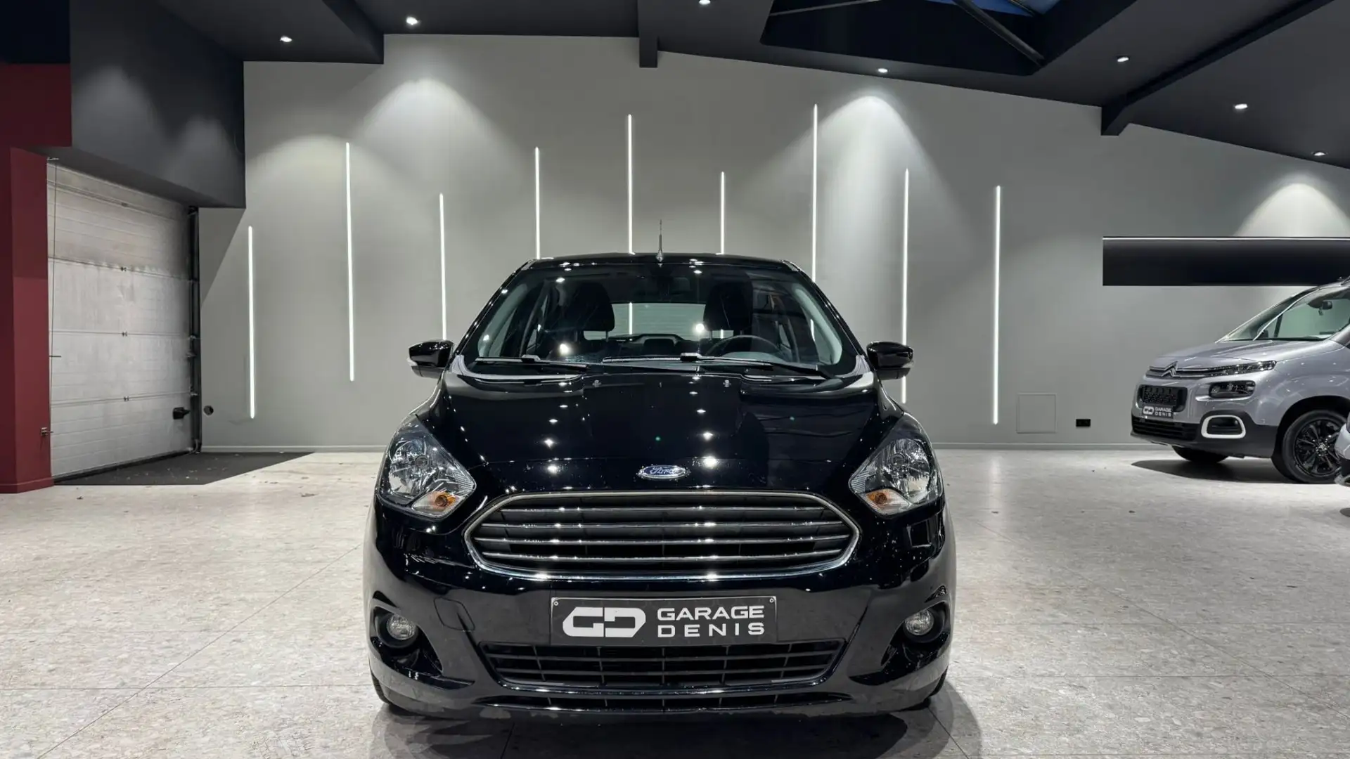 Ford Ka/Ka+ Ka+ 1.2i Black Edition**GARANTIE 12 MOIS** Noir - 2