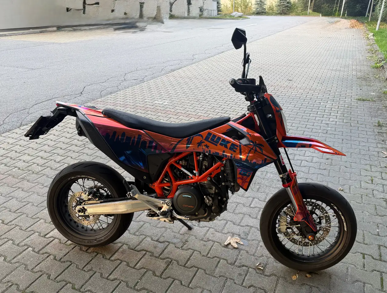 KTM 690 SMC R