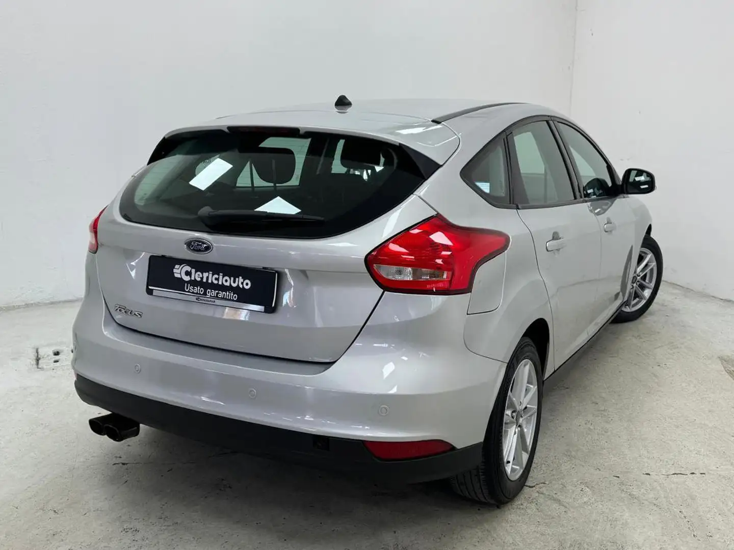 Ford Focus 1.5 TDCi 95 CV Start&Stop Titanium Business Argento - 2