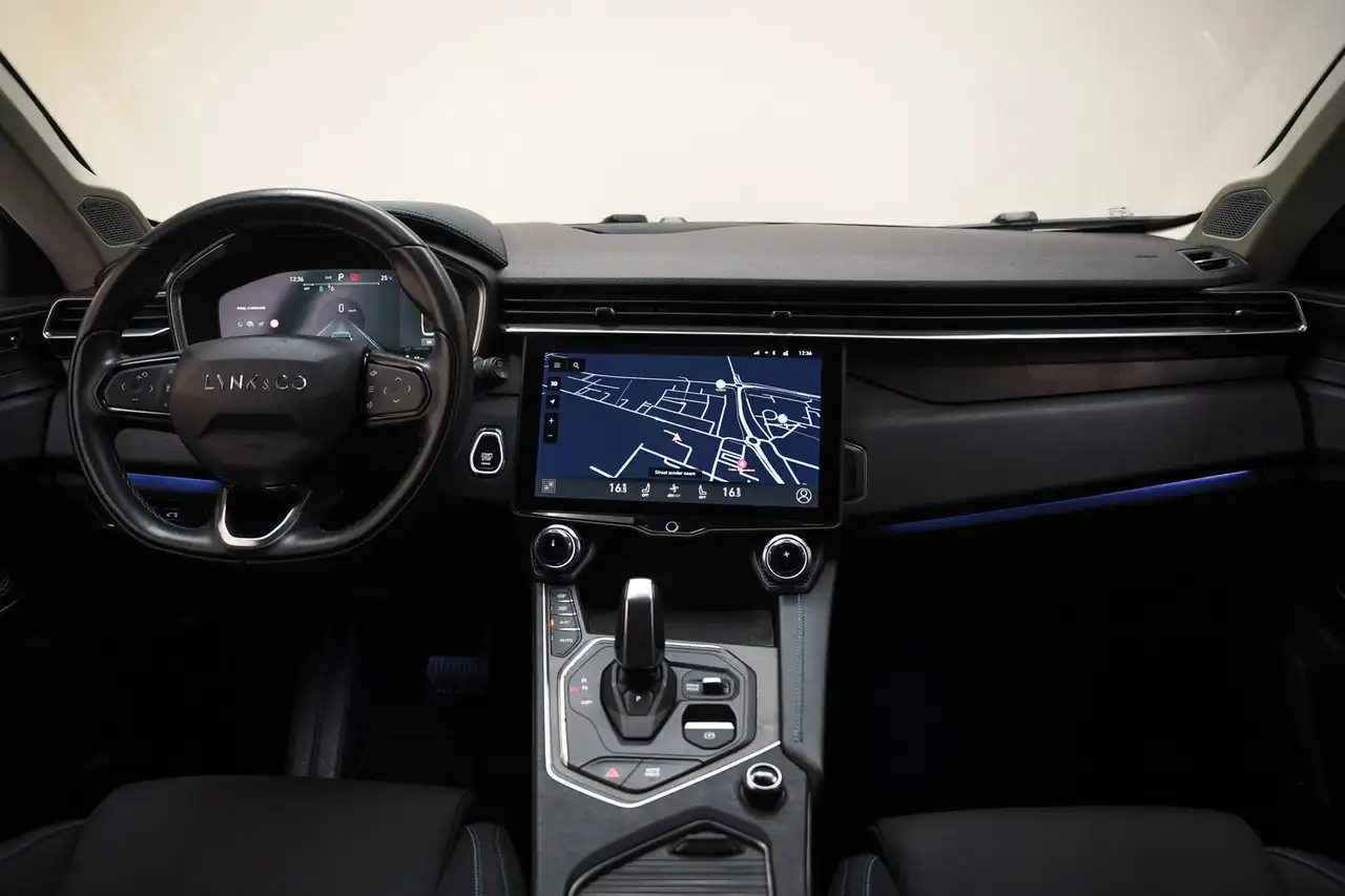 Lynk & Co 01 2022