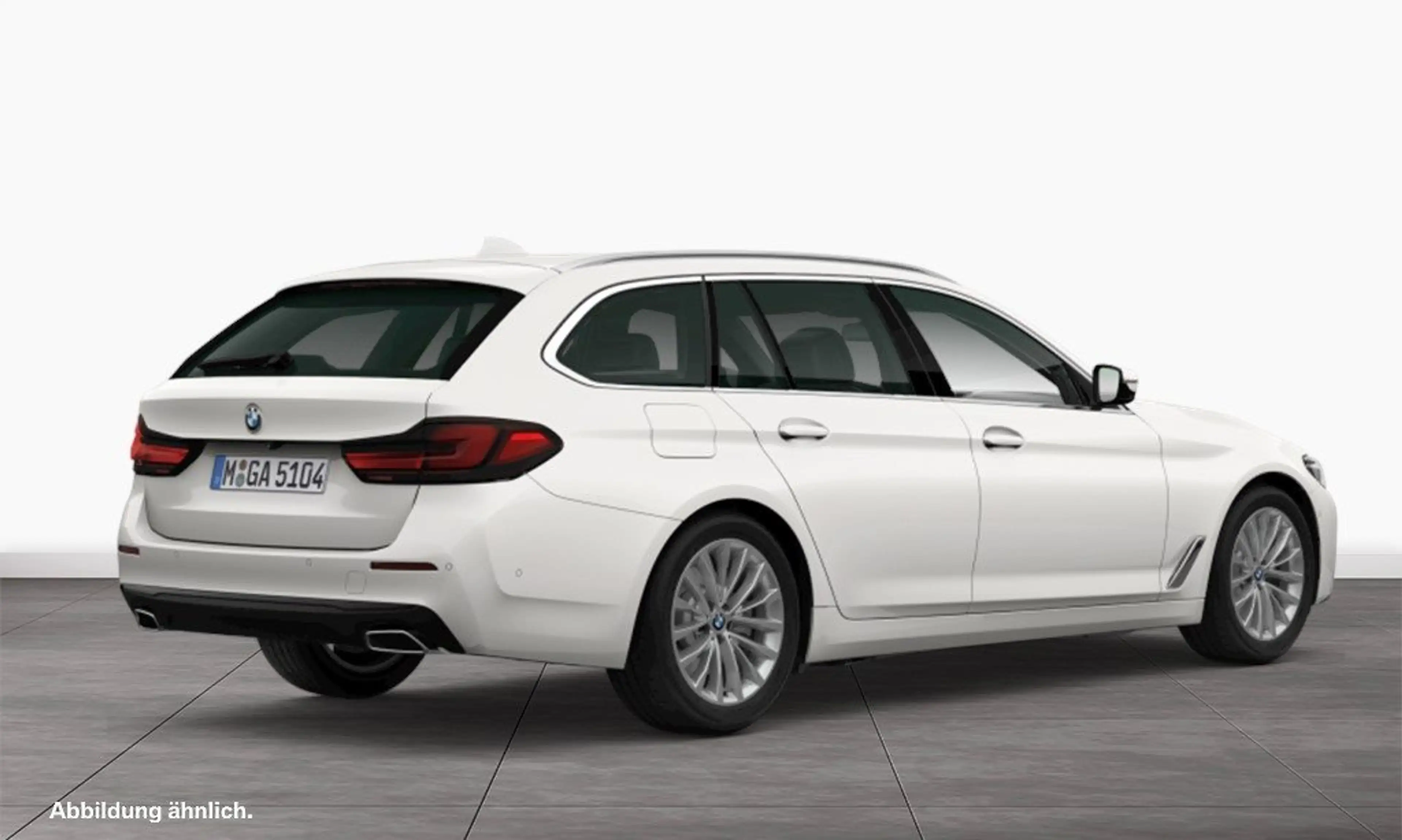 BMW 540 d xDrive Touring — photo 2