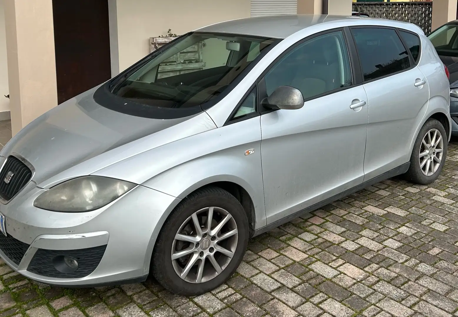 SEAT Altea 1.6 tdi cr Style Gri - 1