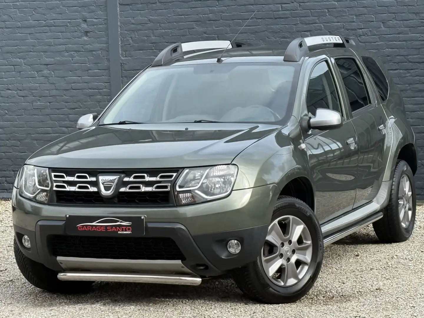 Dacia Duster ! RÉSERVÉE ! RÉSERVÉE ! Vert - 1