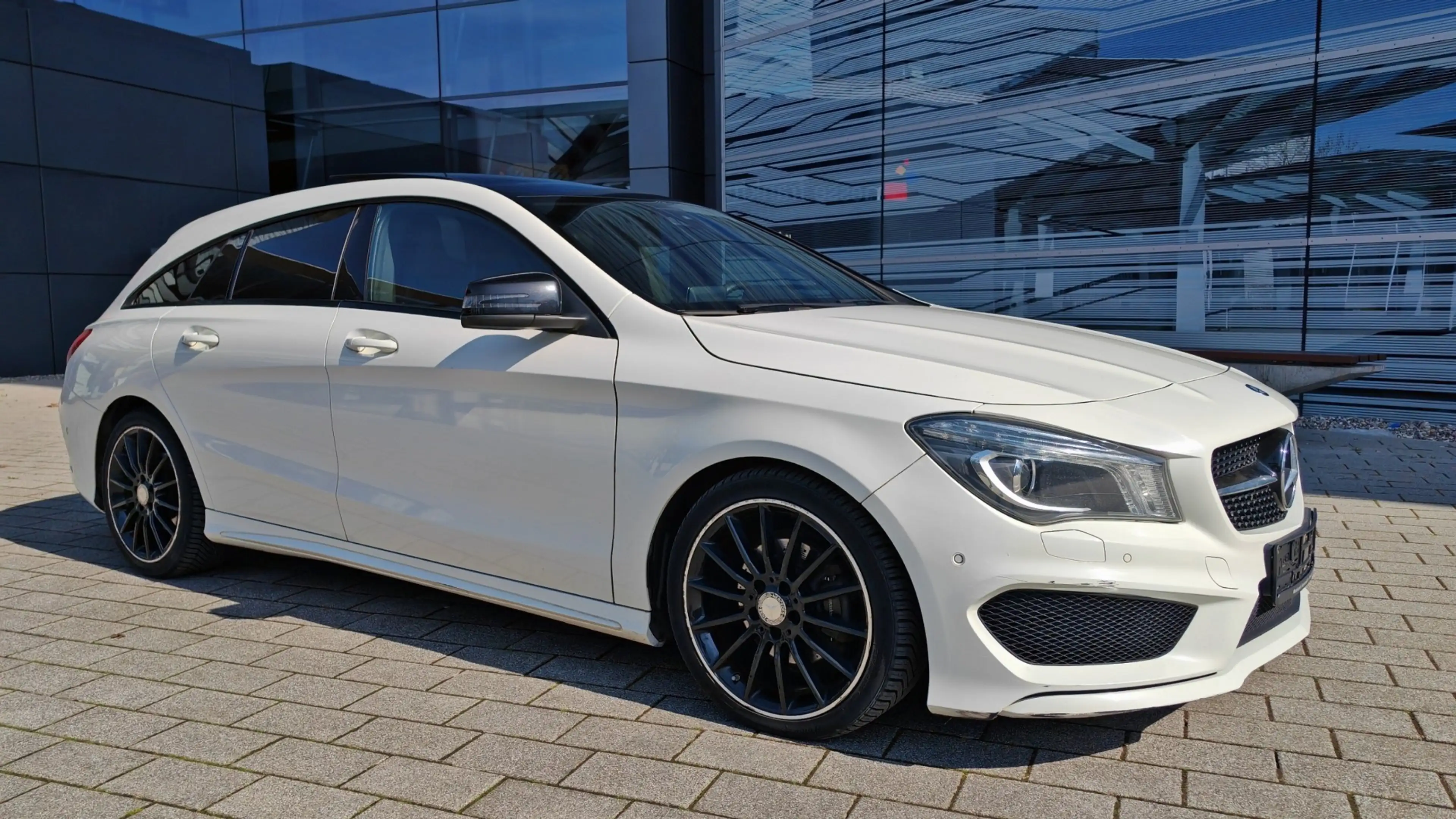 Mercedes-Benz CLA 200 CLA Shooting Brake 200 (CDI) d 7G-DCT AMG Line,Pan — photo 7