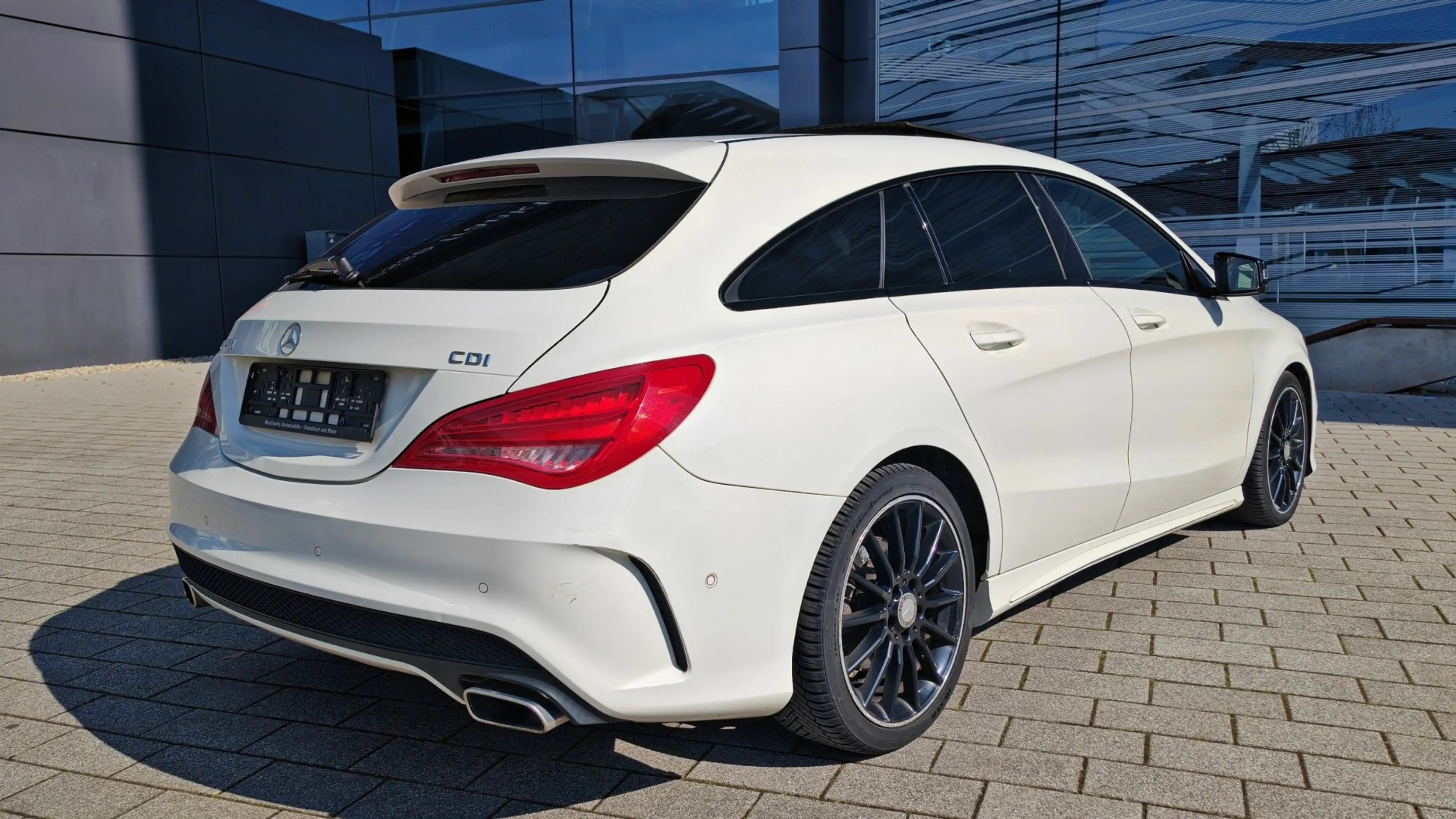 Mercedes-Benz CLA 200 CLA Shooting Brake 200 (CDI) d 7G-DCT AMG Line,Pan — photo 9